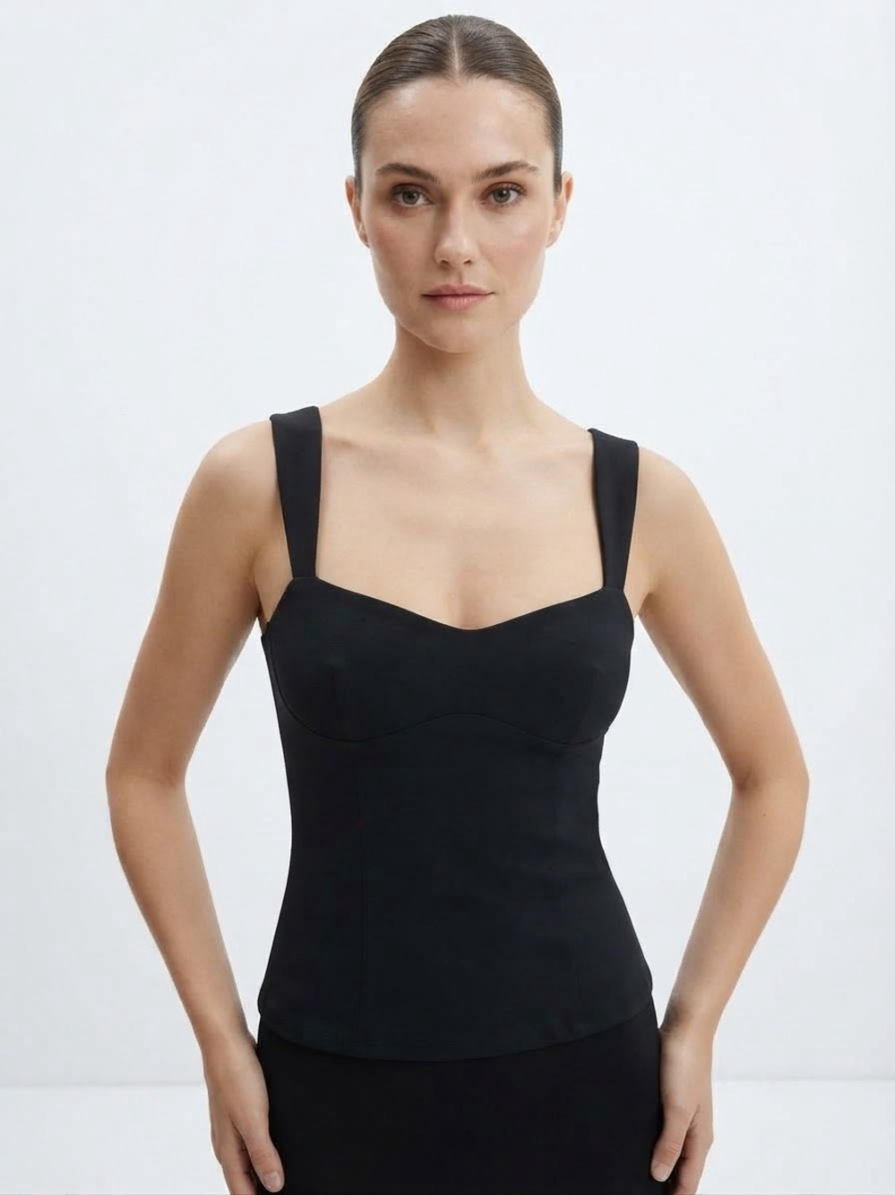 Susana Monaco Black Cropped top Size Medium